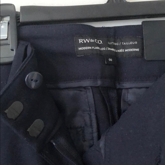 NEW Navy Modern Flare Leg Pant (Signature Fit) - Picture 3 of 6